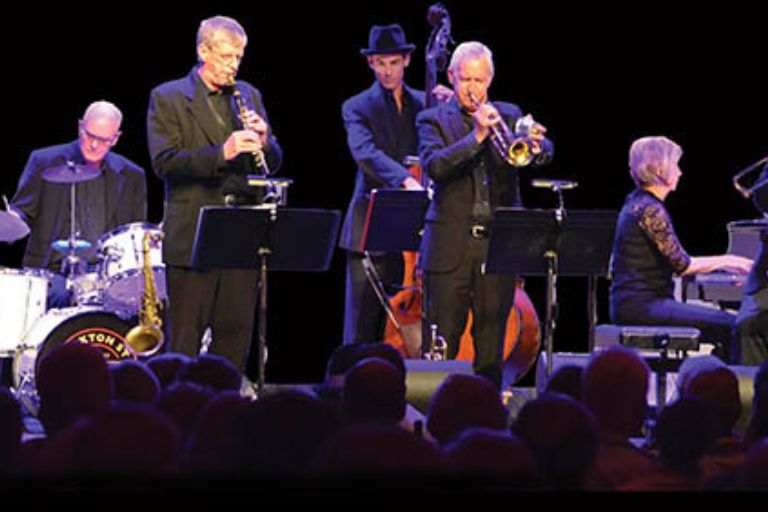 Caxton Street Jazz Band Review