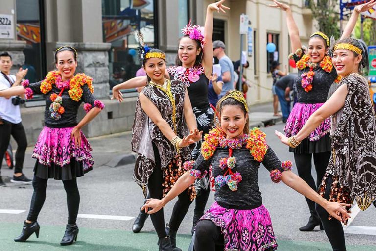 Thai Dancers Review