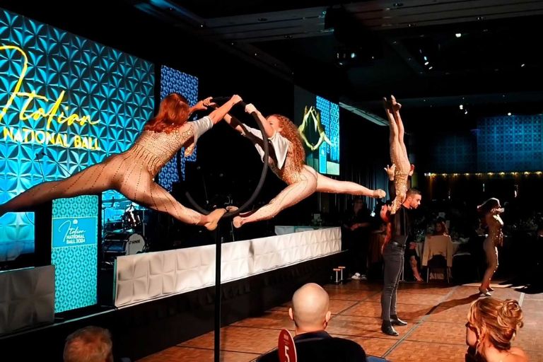 cirque chic review
